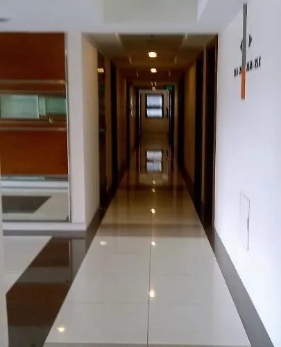 Joy Studio 1 Horizon 101